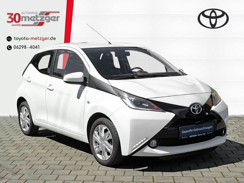 Aygo (X)