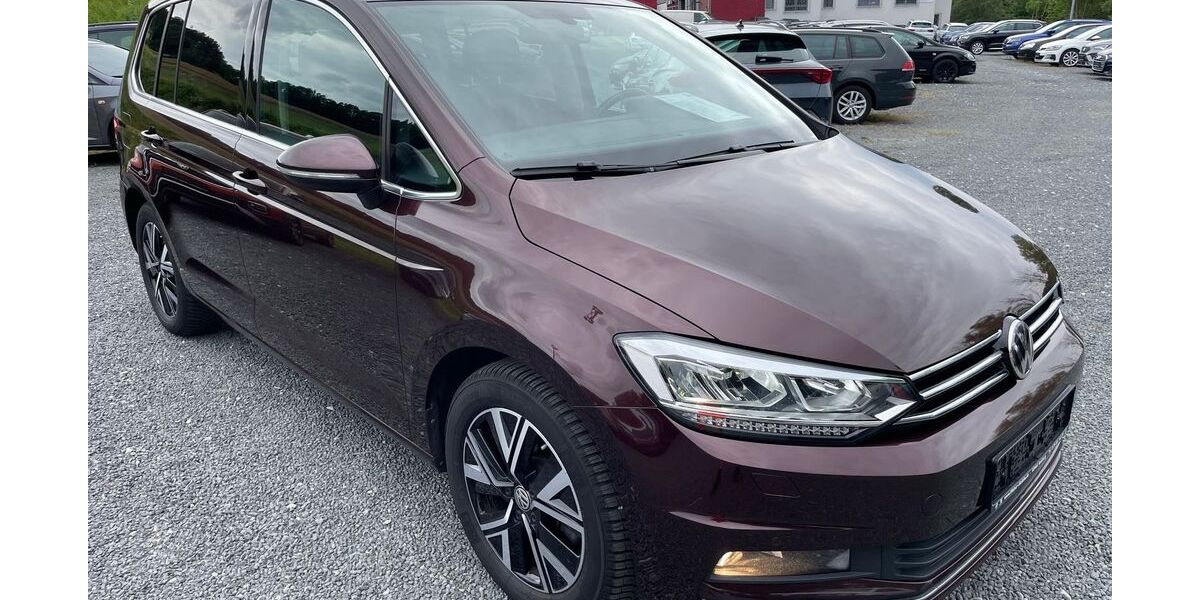VW Touran 141.616 km 20.099 &euro; Boxberg 97944