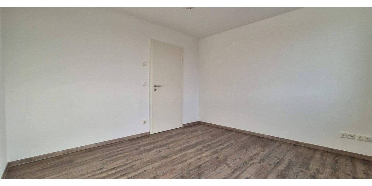 Etagenwohnung Bergen auf Rügen Bergen - 3 Zimmer, 84 m&sup2;, 925&euro; | Angebot:26804349