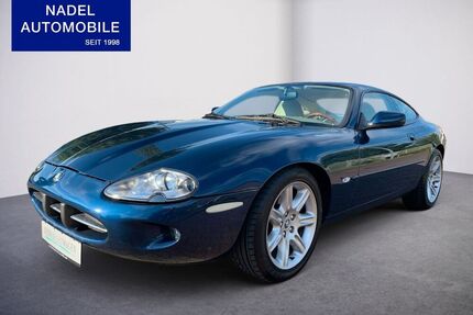 Jaguar XK8