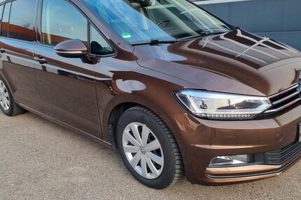 VW Touran 231.840 km 10.450 &euro; Rummeltshausen 87784