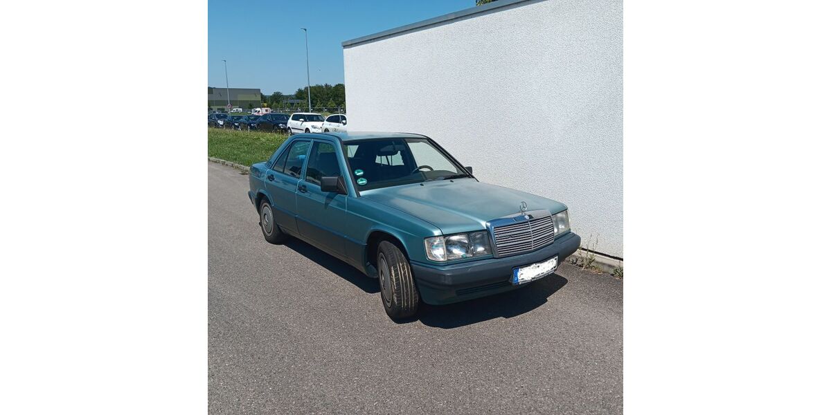 Mercedes-Benz 190 183.184 km 4.900 &euro; Esslingen 73734