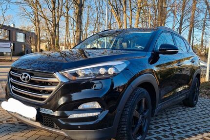 Hyundai TUCSON 172.000 km 14.100 &euro; Norderstedt 22844