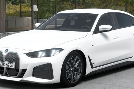 BMW i4 8.981 km 51.440 &euro; Mülheim 45472
