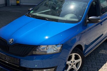 Skoda Rapid 223.000 km 6.111 &euro; Frankfurt am Main 65933