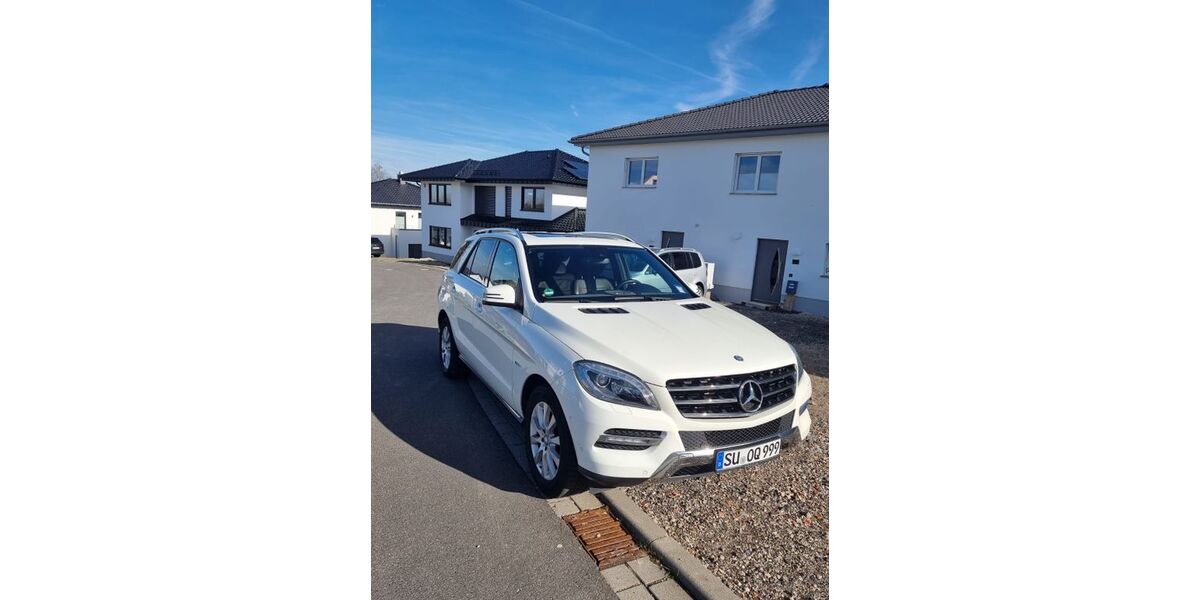 Mercedes-Benz ML 350 245.000 km 15.500 &euro; Windhagen 53578