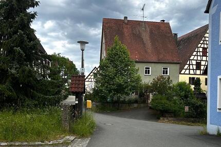 Haus Hersbruck - 5 Zimmer, 180 m&sup2;, 215.000&euro; | Angebot:26803615