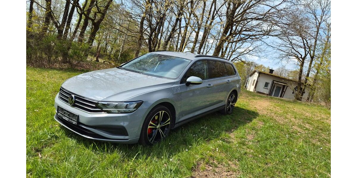 VW Passat 68.000 km 22.600 &euro; Gummersbach 51643