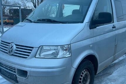 VW T5 Transporter 380.000 km 3.499 &euro; Schkopau 06258