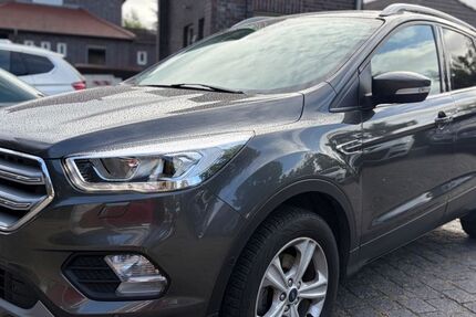 Ford Kuga 119.000 km 12.000 &euro; Stendal 39576