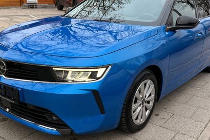 Opel Astra 18.000 km 17.450 &euro; München 81825