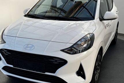 Hyundai i10 2.789 km 18.900 &euro; Magdeburg 39116