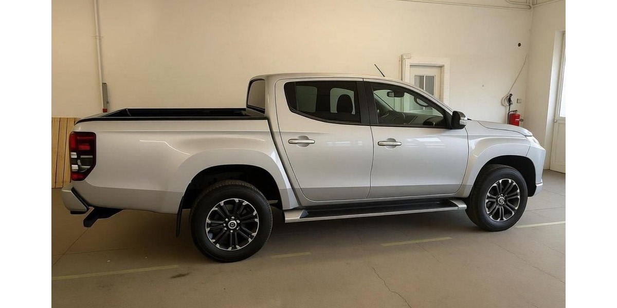 Mitsubishi L200 2.2 4x4 DI-D Aut. Leder Ahk. Dk 84.050 km 26.500 &euro; Berlin 10247