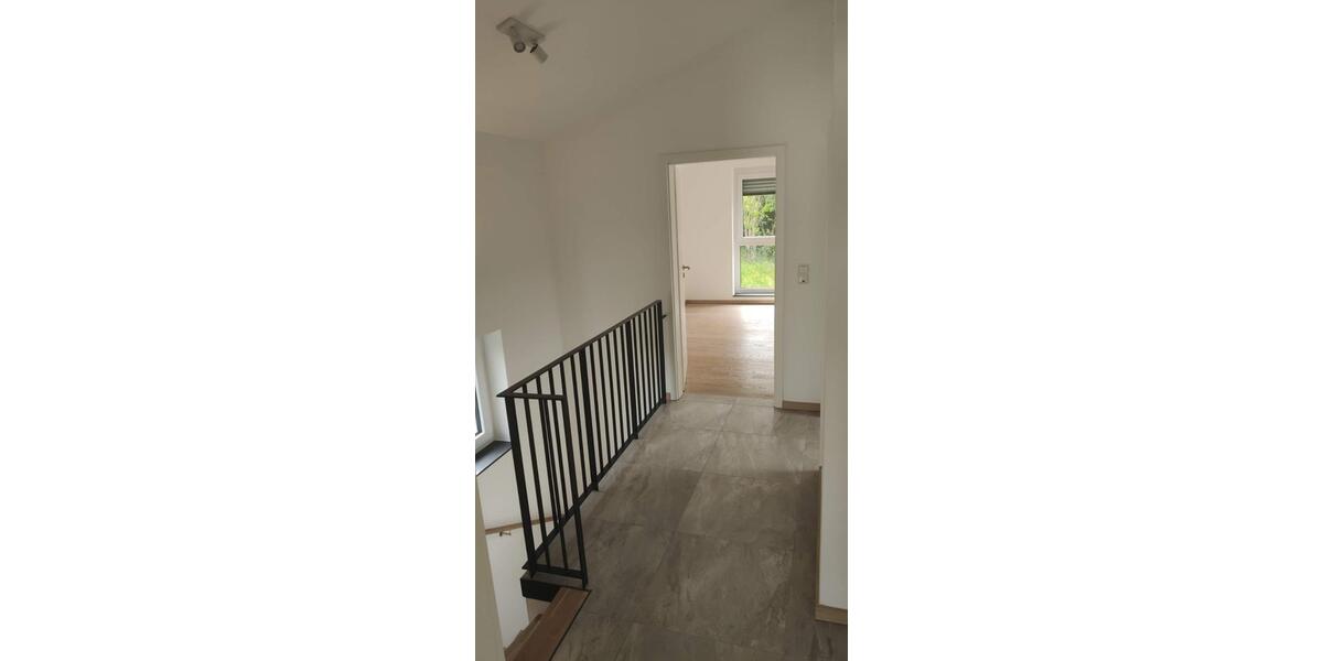 Reihenhaus Bad Schwalbach - 5 Zimmer, 130 m&sup2;, 1.430&euro; | Angebot:25393593