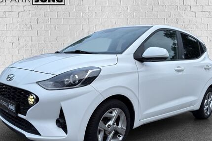 Hyundai i10 88.800 km 9.490 € Villingen-Schwenningen 78054