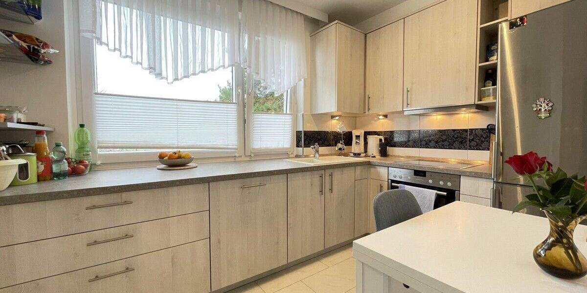 Modernisierte Wohlfühlwohnung in zentraler Elmshorner Lage 3 zimmer