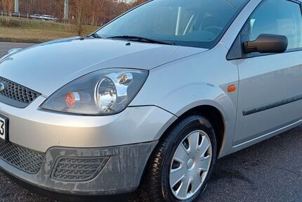 Ford Fiesta 156.000 km 1.100 &euro; Swistal 53913