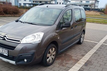Citroen Berlingo 83.500 km 11.500 &euro; Braunschweig 38116
