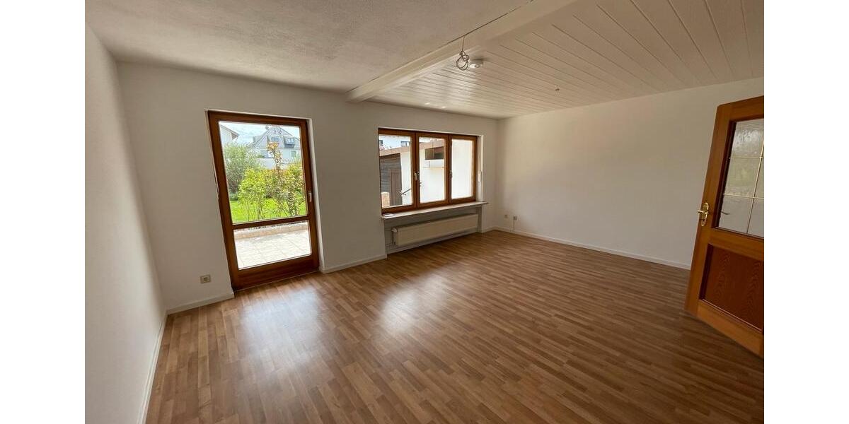 Doppelhaushälfte Dachau - 3 Zimmer, 95 m&sup2;, 1.670&euro; | Angebot:24835504