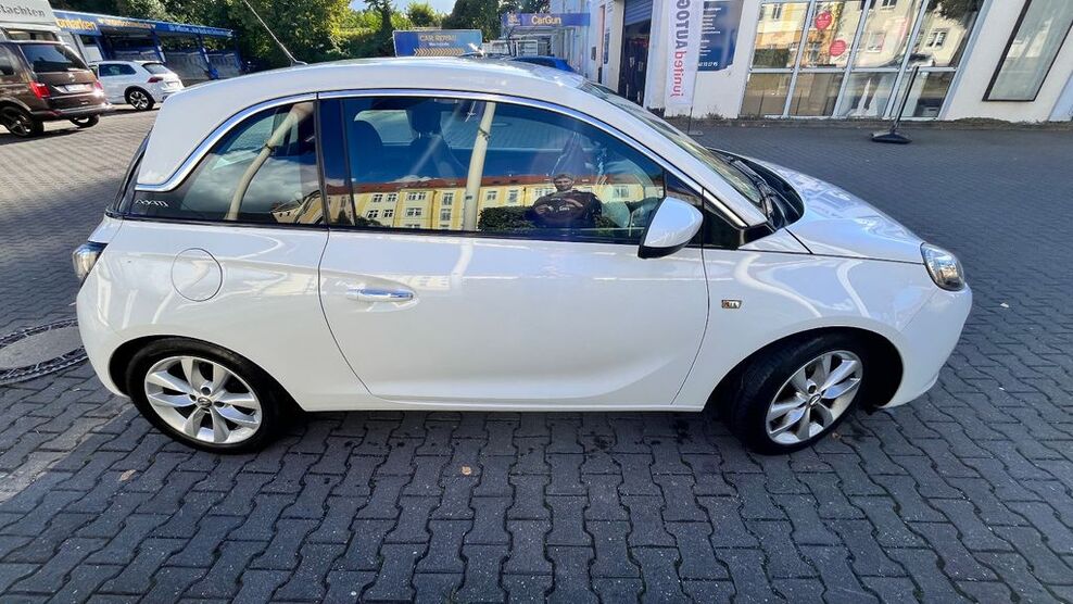 Opel Adam 57.500 km 6.600 € Berlin 10243