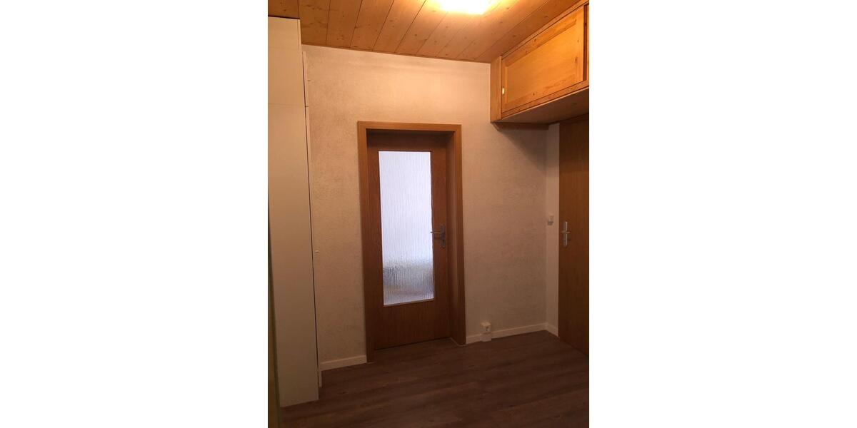 Etagenwohnung Lauter-Bernsbach Bernsbach - 3 Zimmer, 56 m&sup2;, 290&euro; | Angebot:25381764