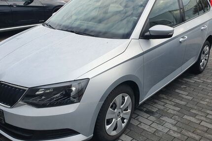 Skoda Fabia 96.900 km 8.900 &euro; Roßdorf 64380