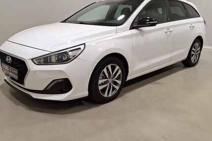 Hyundai i30 59.750 km 12.465 &euro; Dresden 01157