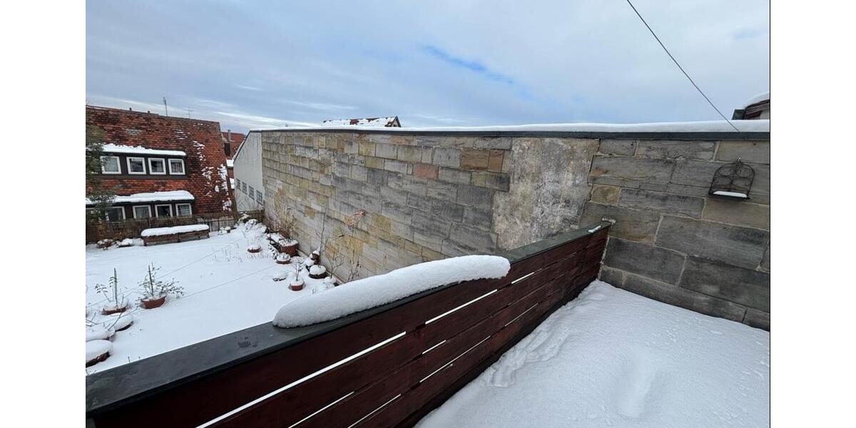 Dachgeschoßwohnung Altdorf bei Nürnberg - 4 Zimmer, 125 m&sup2;, 1.175&euro; | Angebot:25217778