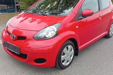 Toyota Aygo (X) 153.400 km 2.999 € Mittenwalde 15749
