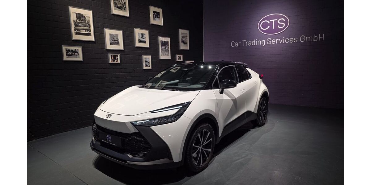 Toyota C-HR 5.530 km 32.900 &euro; Düsseldorf 40476