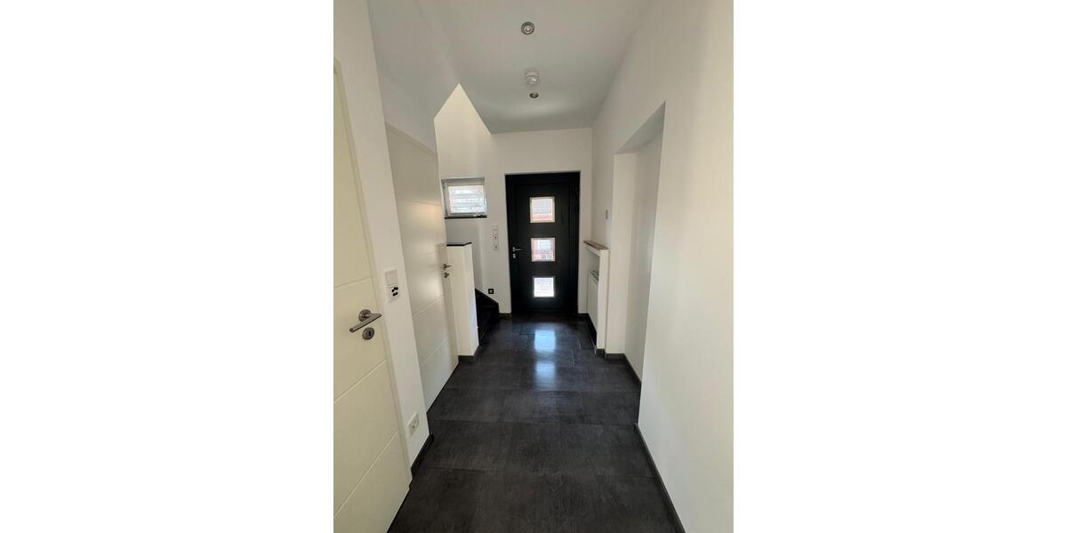 Einfamilienhaus Köln Chorweiler - 4 Zimmer, 110 m&sup2;, 1.800&euro; | Angebot:26682769