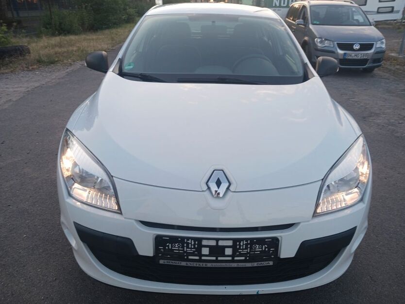 Renault Megane 28.000 km 5.600 € Bonn 53177