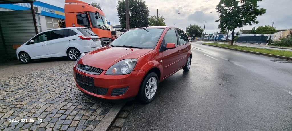 Ford Fiesta 149.786 km 1.350 € Nürnberg 90431