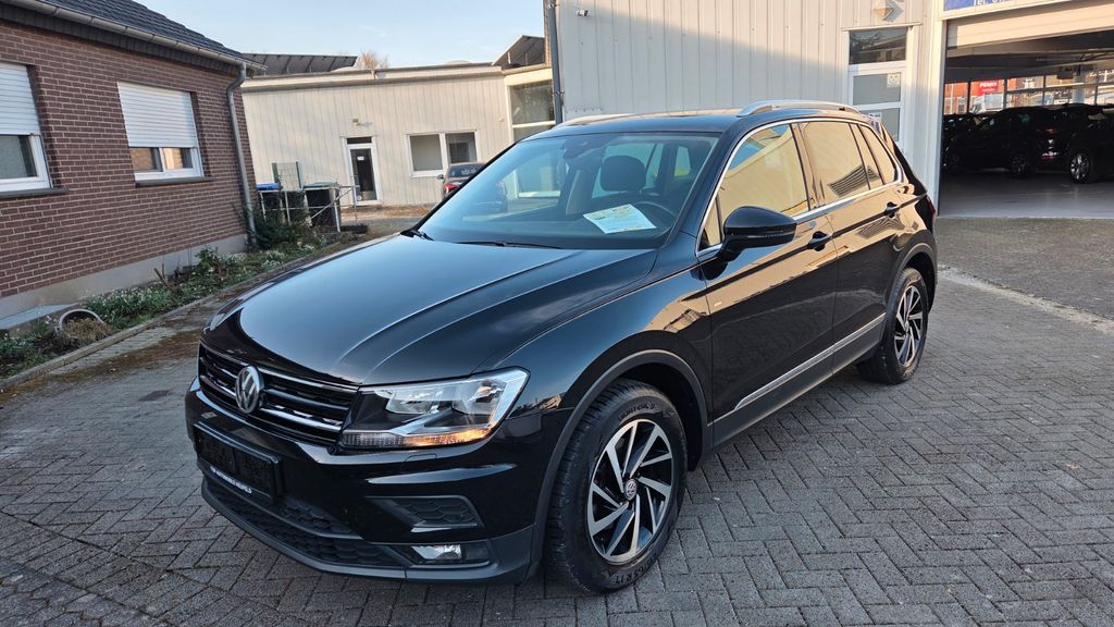 VW Tiguan 50.000 km 22.500 &euro; Salzkotten 33154