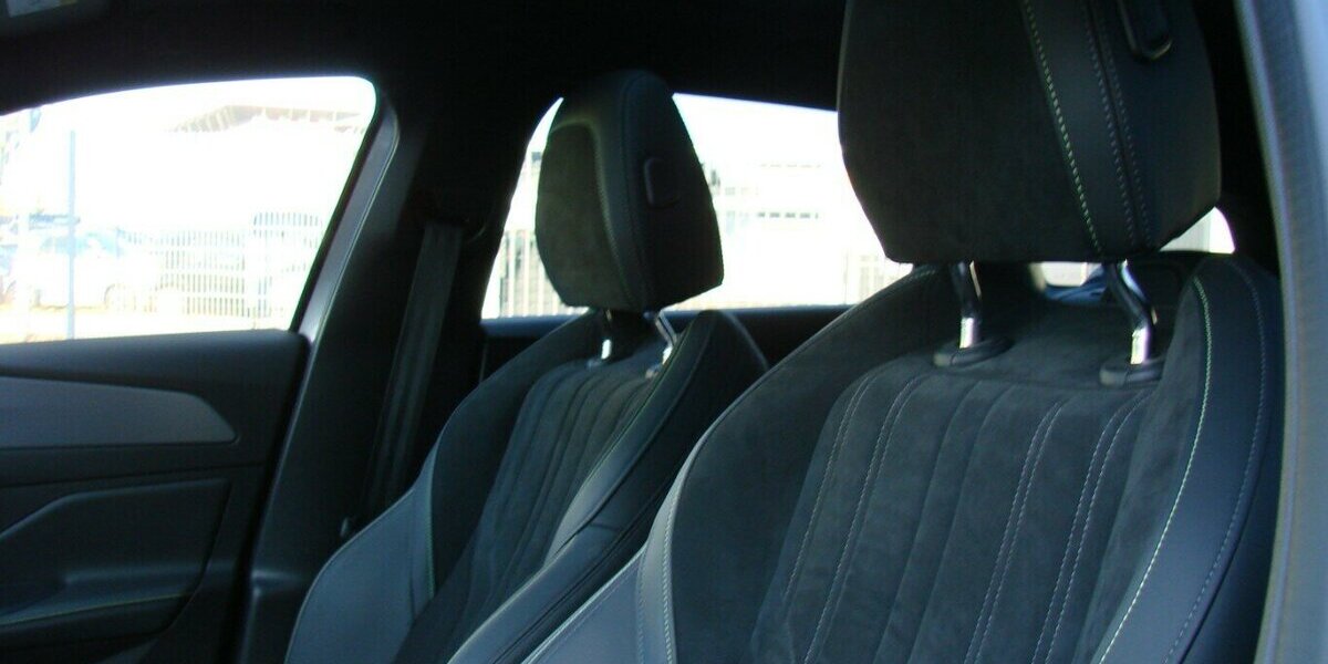 Peugeot 308 SW 1.5 GT ACC Panorama LED SCR 31.506 km 24.980 &euro; Falkensee 14612