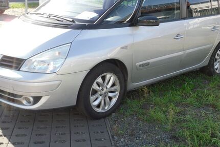 Renault Espace 156.800 km 5.200 € Gladenbach 35075