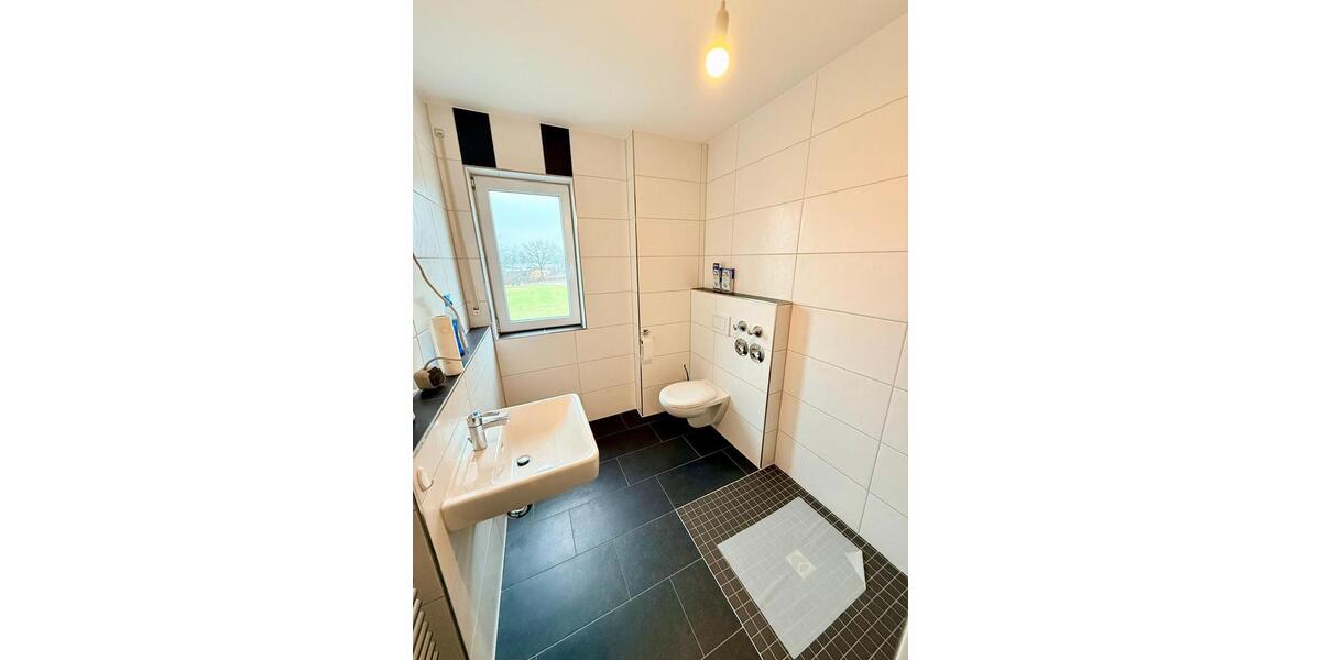 Etagenwohnung Regenstauf - 3 Zimmer, 145 m&sup2;, 1.650&euro; | Angebot:24560762