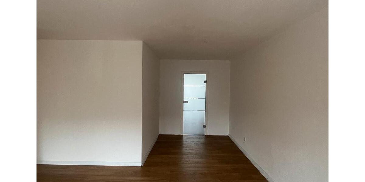 Erdgeschoßwohnung Chemnitz Grüna - 3 Zimmer, 75 m&sup2;, 149.000&euro; | Angebot:25639960