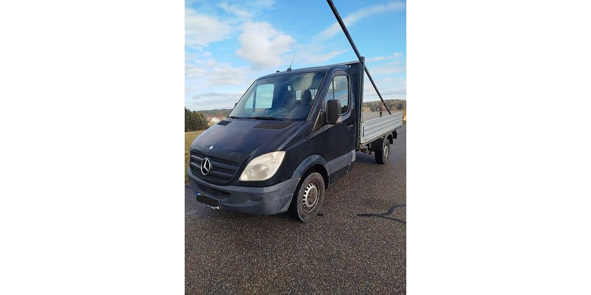 Mercedes-Benz Sprinter 142.000 km 18.490 &euro; Wüstenrot 71543