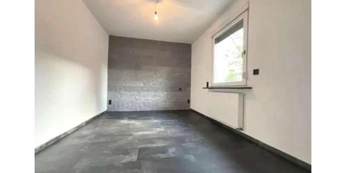 Einfamilienhaus Wiesbaden Bierstadt - 3.5 Zimmer, 85 m&sup2;, 1.300&euro; | Angebot:24693201