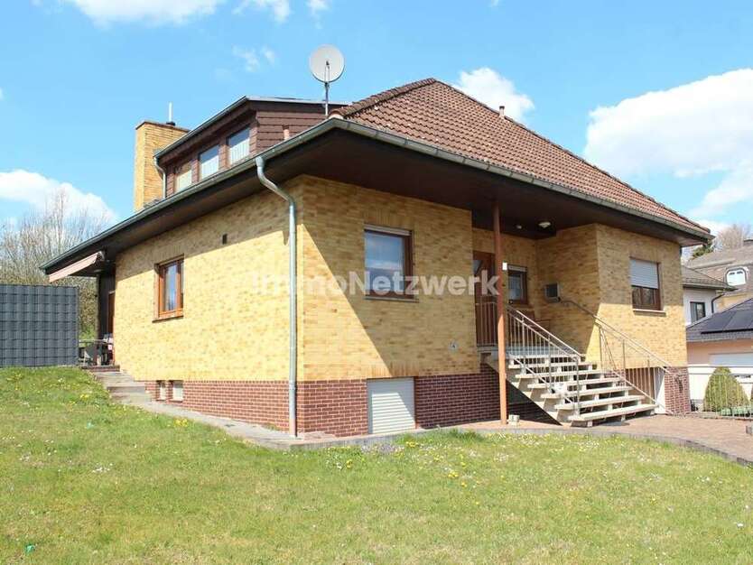 Haus zum Kaufen in Dreikirchen 495.000 € 140 m²