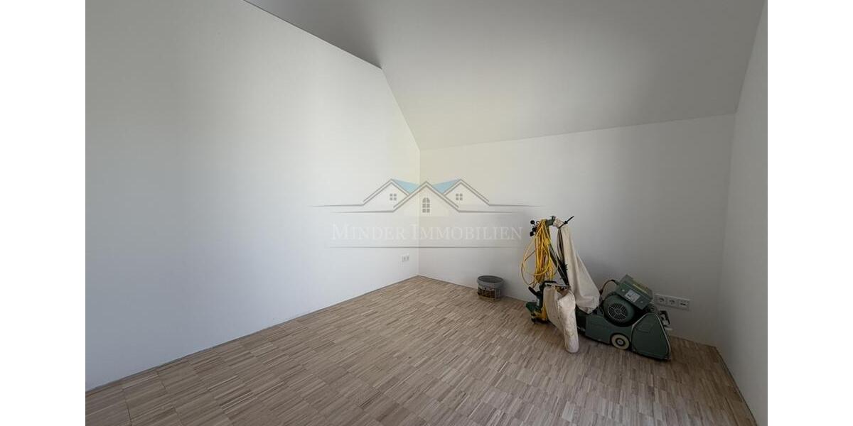 Einfamilienhaus Butzbach - 5 Zimmer, 142 m&sup2;, 1.420&euro; | Angebot:26325734