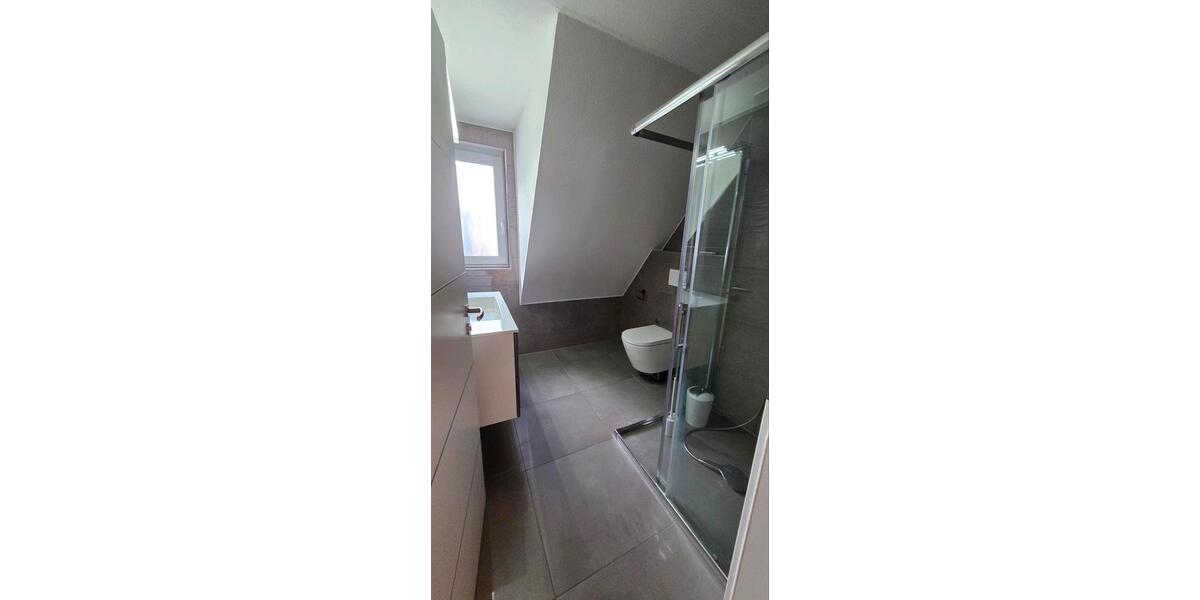 Doppelhaushälfte Reutlingen Reutlingen (Kernstadt) - 5 Zimmer, 160 m&sup2;, 2.000&euro; | Angebot:26039593