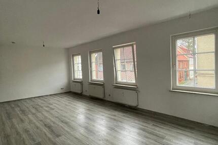Wohnung Parchim - 3 Zimmer, 95 m&sup2;, 855&euro; | Angebot:25510313