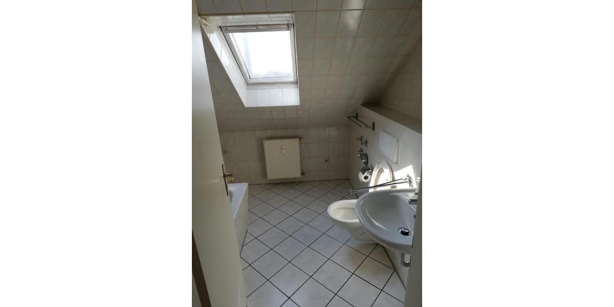 Dachgeschoßwohnung Coswig - 1 Zimmer, 40 m&sup2;, 340&euro; | Angebot:26676091