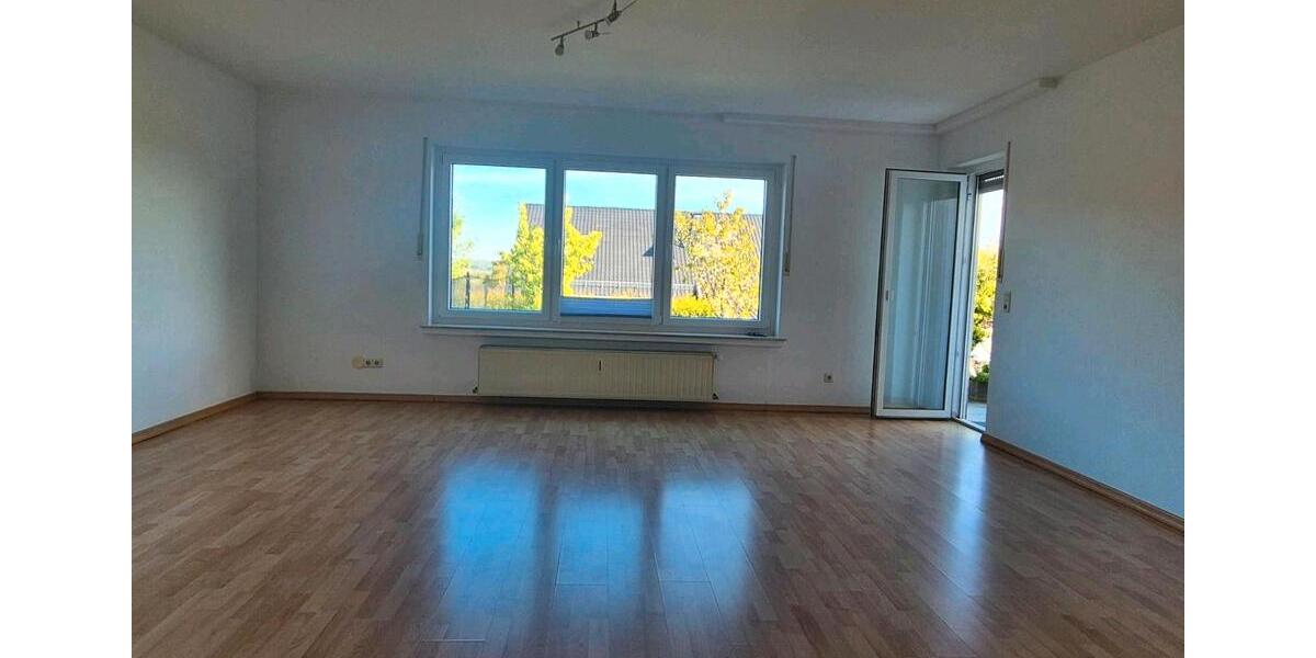 Etagenwohnung Marsberg - 3 Zimmer, 105 m&sup2;, 590&euro; | Angebot:26367858