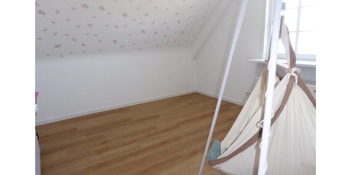 Etagenwohnung Gernsbach - 5 Zimmer, 145 m&sup2;, 1.375&euro; | Angebot:26137203