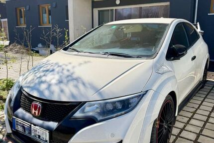 Honda Civic 173.000 km 21.300 &euro; Oberhausen 46119