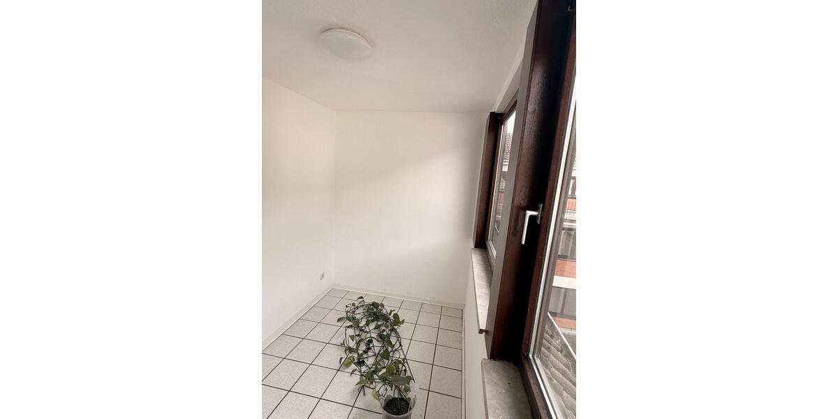 Dachgeschoßwohnung Porta Westfalica - 2 Zimmer, 64 m&sup2;, 105.000&euro; | Angebot:26426898