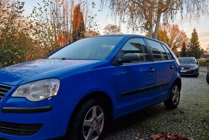 VW Polo 148.645 km 2.300 € Weener 26826